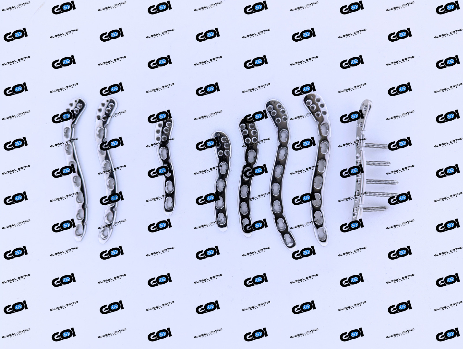 110 Pc Superior/Anterior Plates L+R 3.5mm Dia 5-9 Hole w/ Hex Fasteners SS 316-L