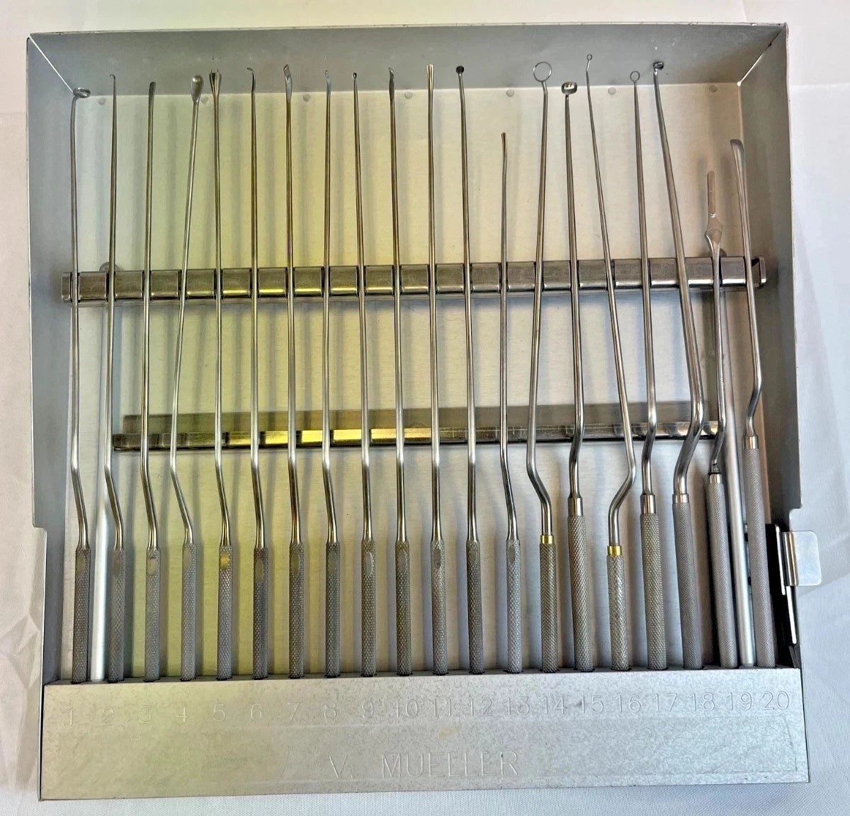 20 Piece V. Mueller Transphenoidal Dissector Instrument Set w/ Case Neurology