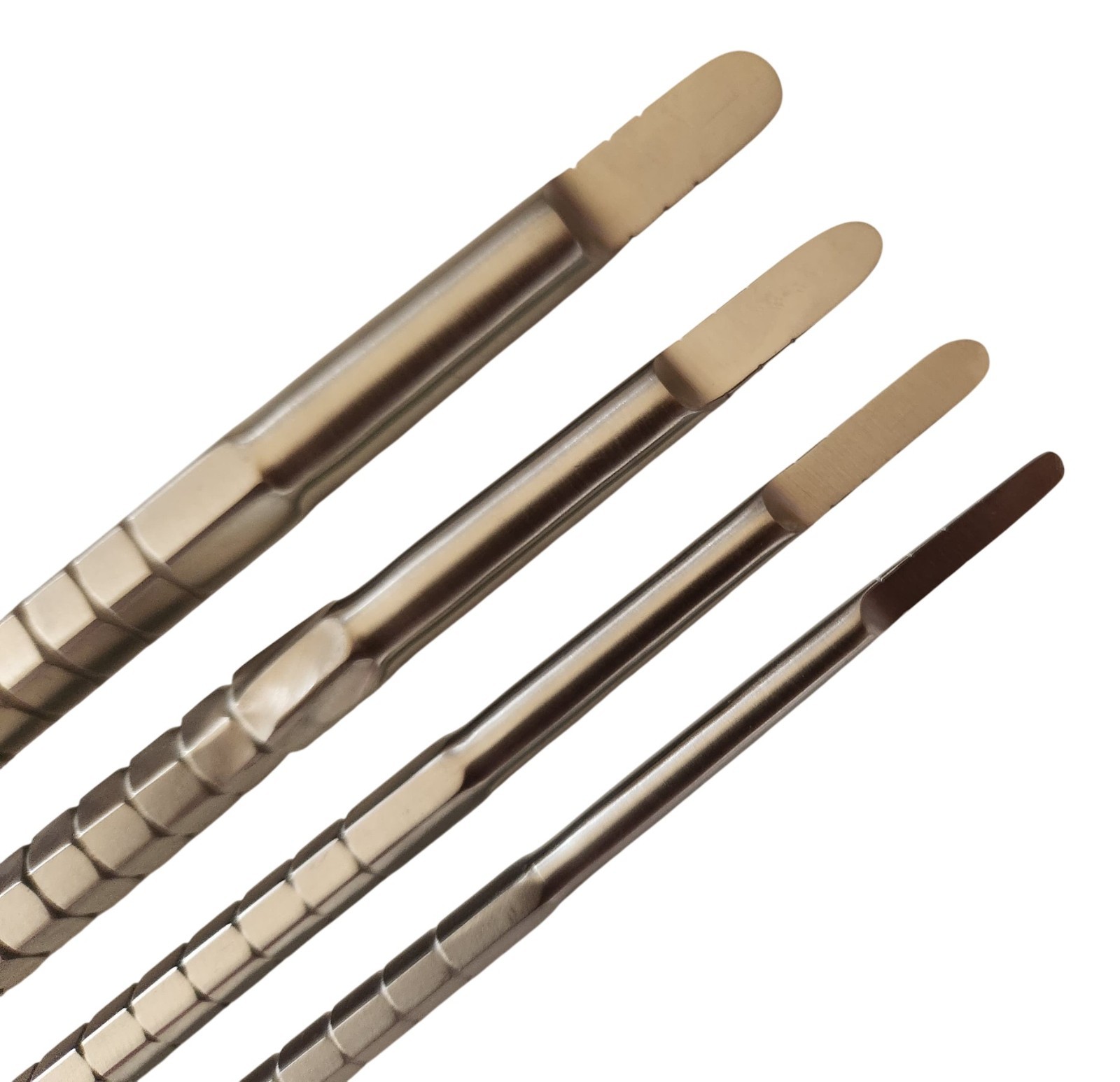 Osteotome D-Shaped Spreader for Surgical Dentistry – 12mm, 15mm, 18mm Stainless