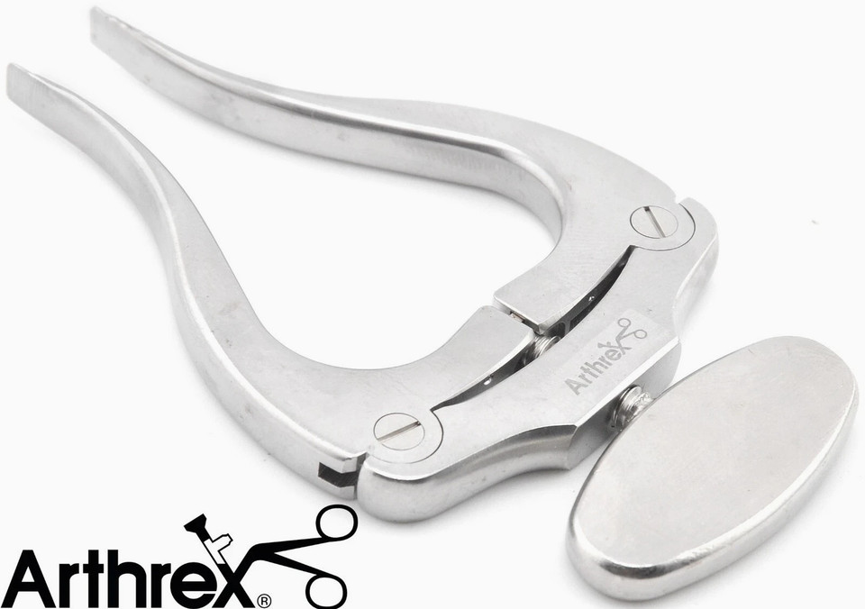 🔹 Arthrex AR-13225 Osteotomy Distractor Retractor – Orthopedic Surgical Tool