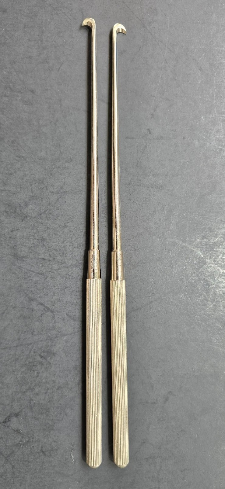 Plastic Arthroscopy Tendon Cutting Hook Knife 3mmX23cm 2X Left Right Instruments