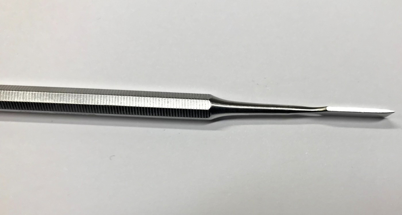 W. Lorenz 01-0122 Alveolar Obwegeser Osteotome 4mm, 6″