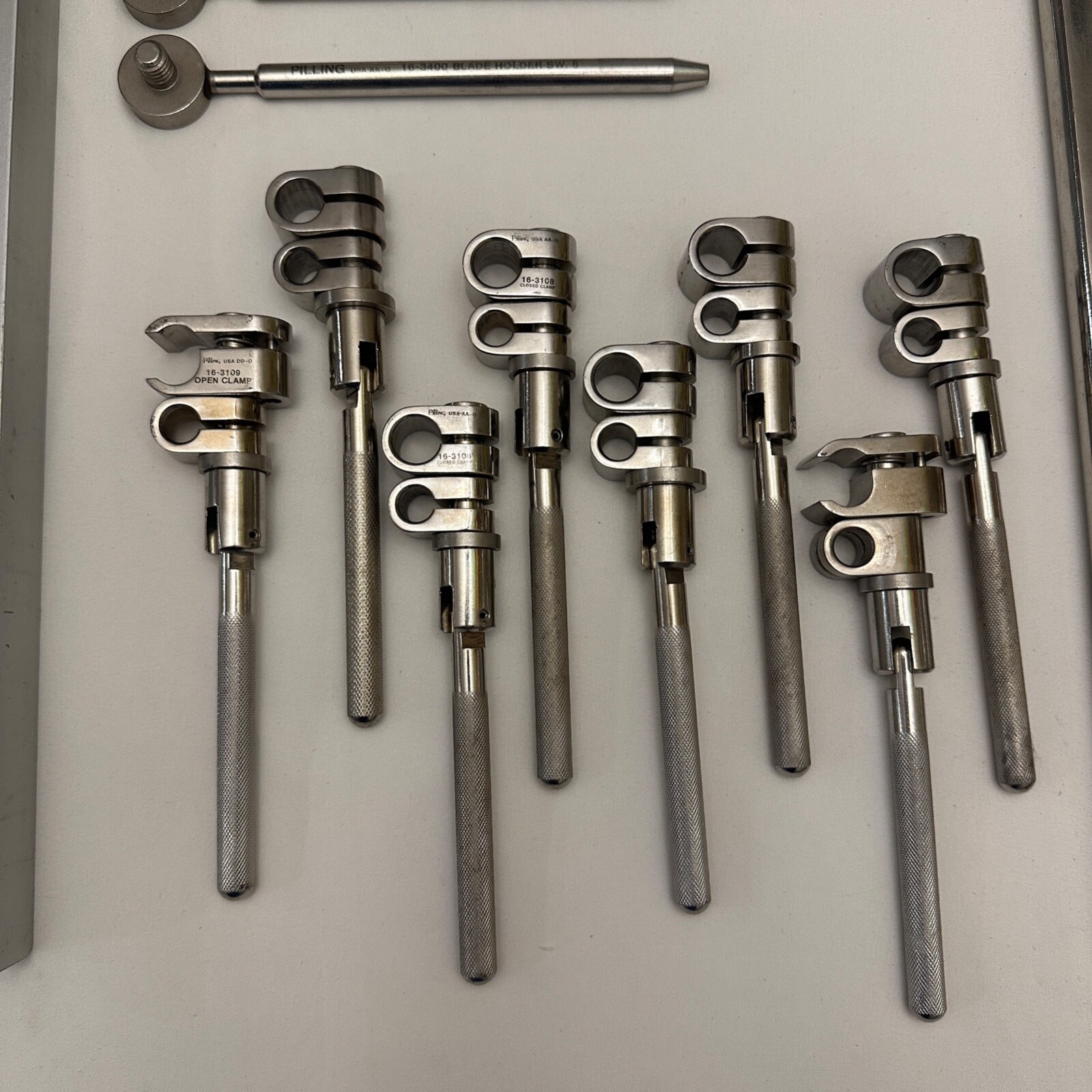 Pilling Surgical Table Mounted Gomez Retractor W/ Various Components 37 Pieces