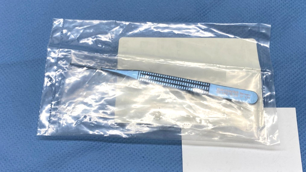KLS Martin 25-496-15-09 Plate Holding Forceps, 1mm, Titanium, Germany, New